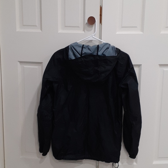 Columbia rain jacket - Picture 2 of 3